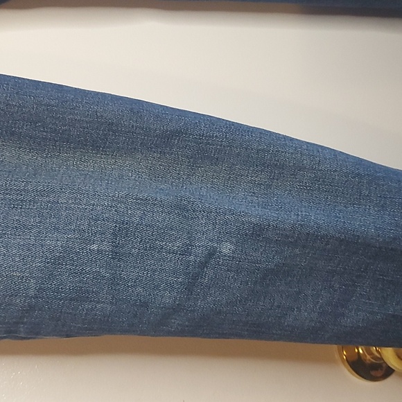 Eddie Bauer Relaxed Fit Jeans - Picture 4 of 7